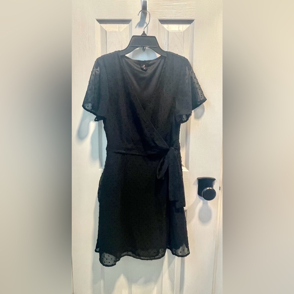 Cute Black Wrap-Style Women’s Dress